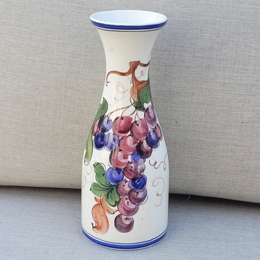 Intrada Made In Italy Hand-Painted Ceramic Vase with Grapes Design EUC